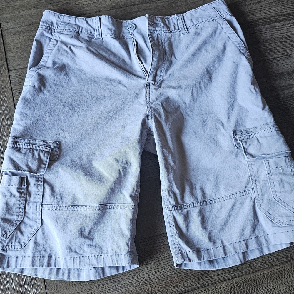 Sun + Stone Men's Cargo Shorts in Light Gray